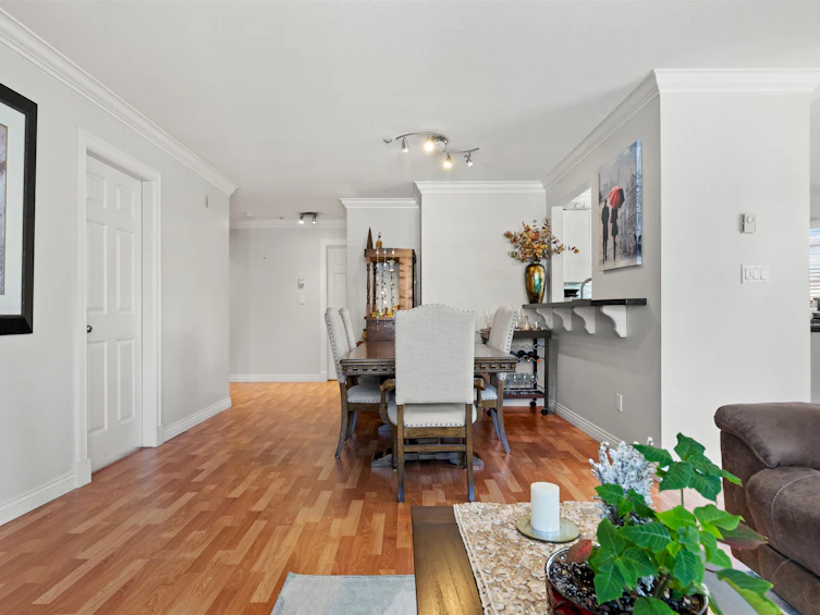 301-12769 72 Avenue, Surrey, BC, V3W 2M7 - 6