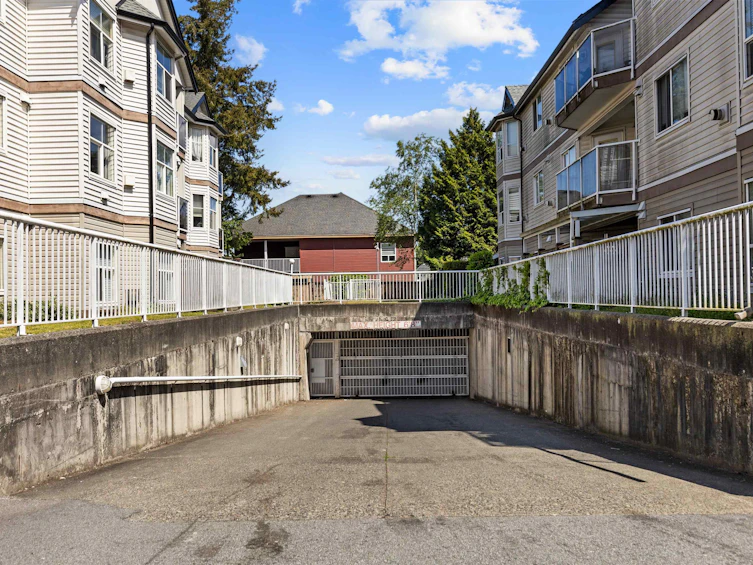301-12769 72 Avenue, Surrey, BC, V3W 2M7 - 28