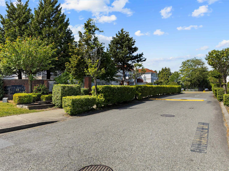 301-12769 72 Avenue, Surrey, BC, V3W 2M7 - 30