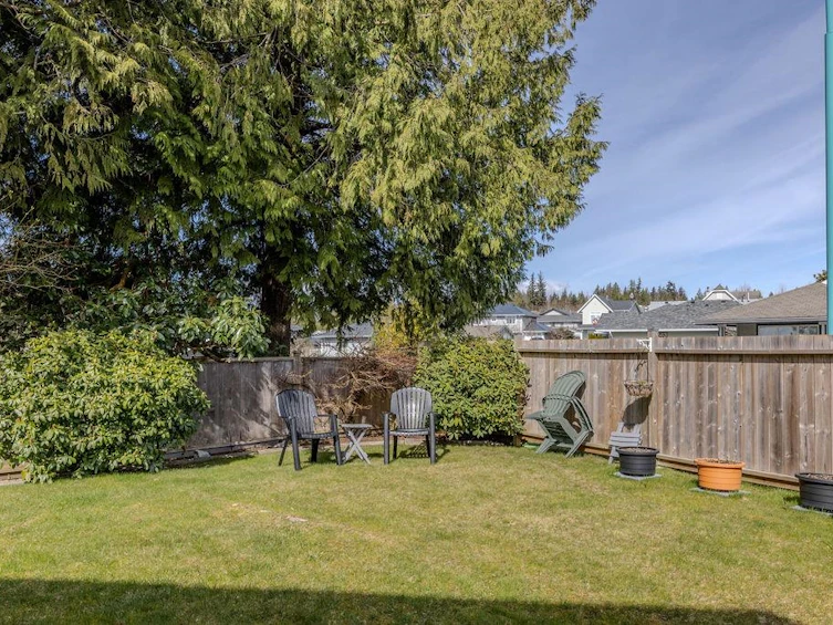 6280 Homestead Avenue, Sechelt, BC, V7Z 0M6 - 6