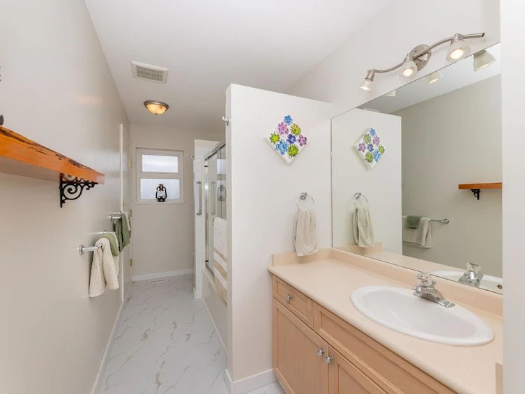 6280 Homestead Avenue, Sechelt, BC, V7Z 0M6 - 19