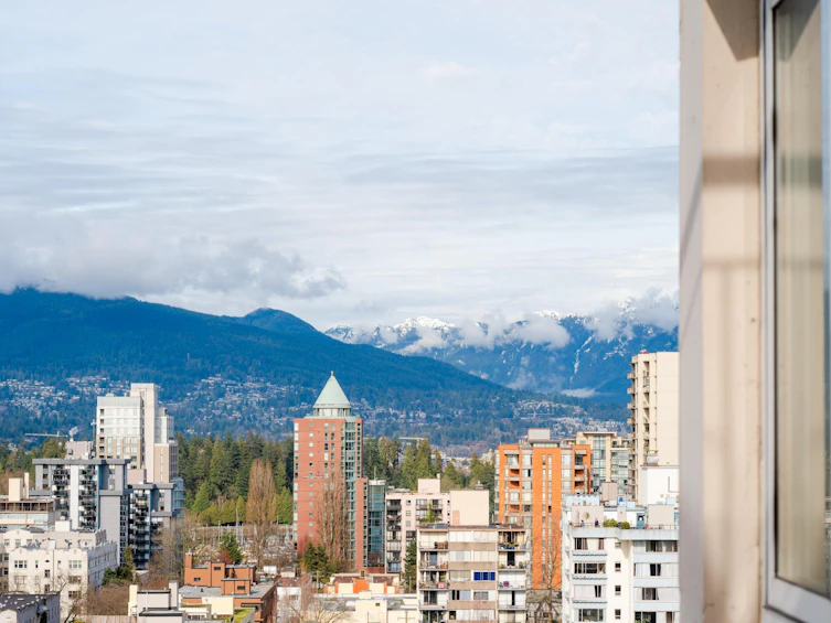 2005-1850 Comox Street, Vancouver, BC, V6G 1R3 - 26