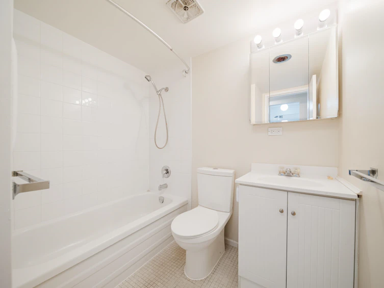 2005-1850 Comox Street, Vancouver, BC, V6G 1R3 - 19