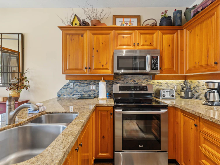 28-4891 Painted Cliff Road, Whistler, BC, V8E 1C9 - 10