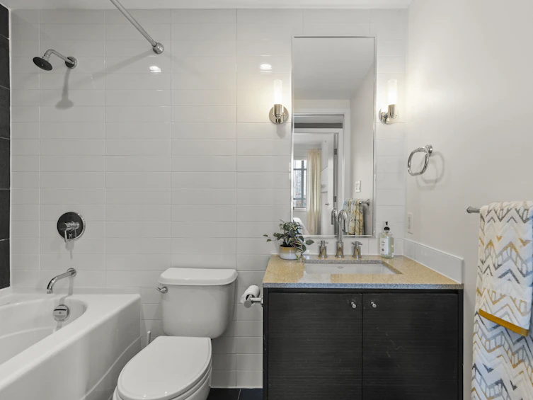 602-988 Richards Street, Vancouver, BC, V6B 8R2 - 17