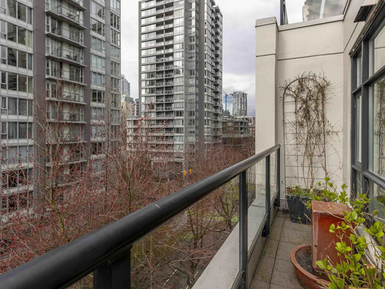 602-988 Richards Street, Vancouver, BC, V6B 8R2 - 24