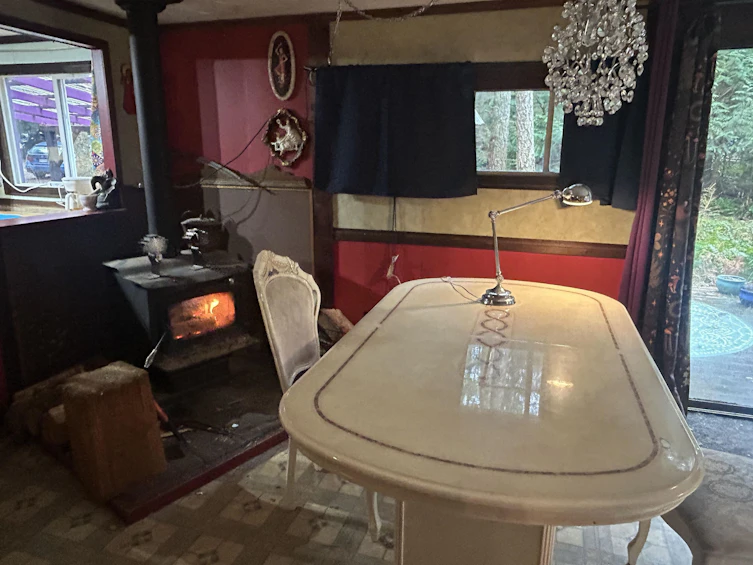 9063 Paradise Valley Road, Squamish, BC, V0N 1T0 - 6