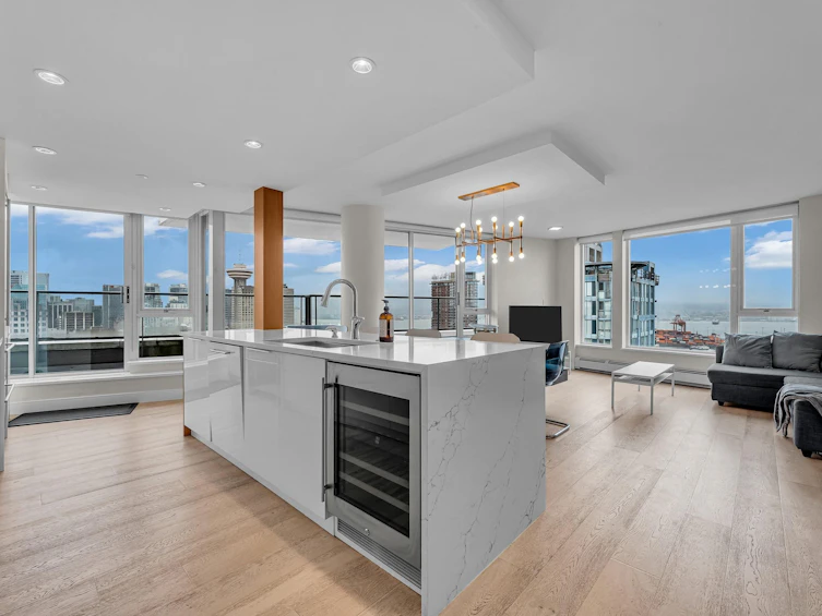 3703-188 Keefer Place, Vancouver, BC, V6B 0J1
