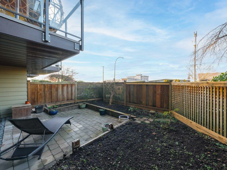 103-2366 Wall Street, Vancouver, BC, V5L 4Y1 - 24