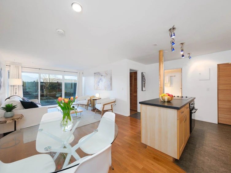 103-2366 Wall Street, Vancouver, BC, V5L 4Y1 - 14