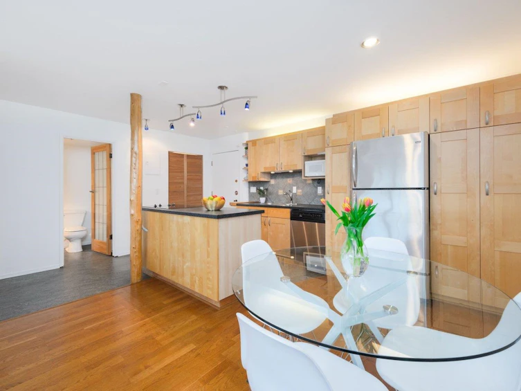 103-2366 Wall Street, Vancouver, BC, V5L 4Y1 - 11