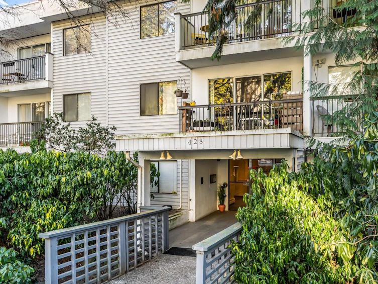404-428 Agnes Street, New Westminster, BC, V3L 1G1
