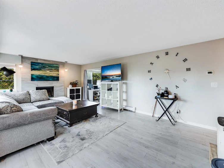 207-1381 Martin Street, Surrey, BC, V4B 3W6 - 10