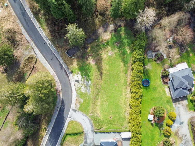 9479 Plateau Place, Mission, BC, V2V 0L7 - 3