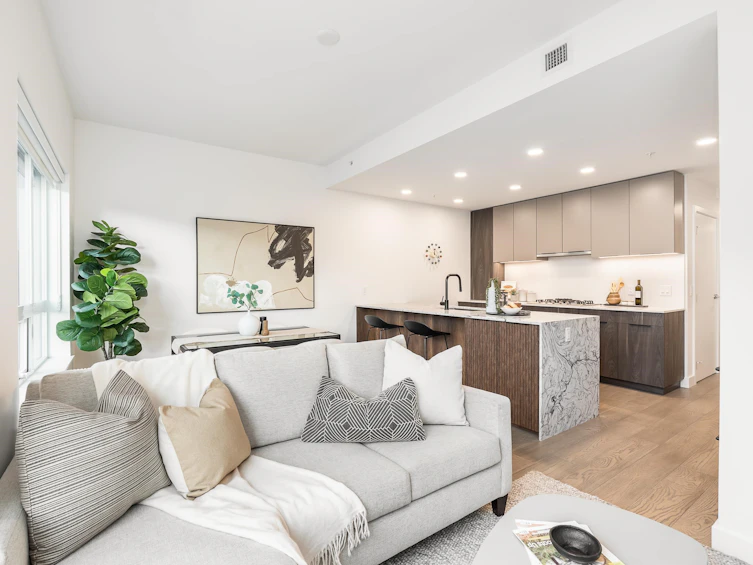 305-3590 W 39 Avenue, Vancouver, BC, V6B 3A4 - 7