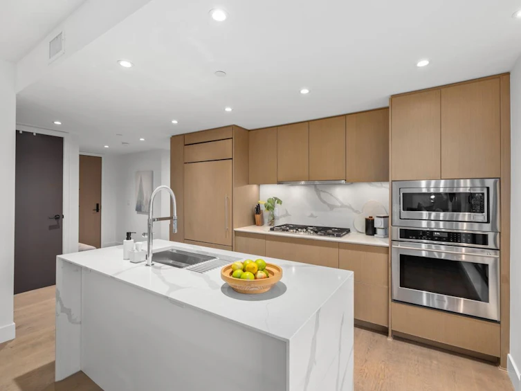 502-5089 Quebec Street, Vancouver, BC, V5W 0E5 - 4