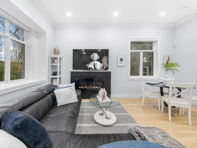 962 Renfrew Street, Vancouver, BC, V5K 4B8 - 2