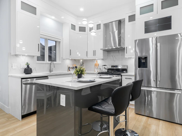 962 Renfrew Street, Vancouver, BC, V5K 4B8 - 12