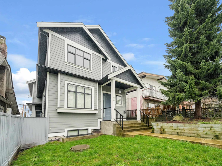 962 Renfrew Street, Vancouver, BC, V5K 4B8 - 32