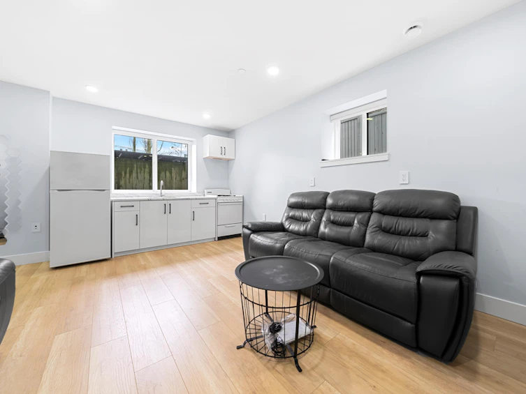 962 Renfrew Street, Vancouver, BC, V5K 4B8 - 38