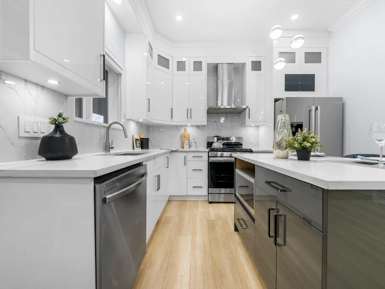 962 Renfrew Street, Vancouver, BC, V5K 4B8 - 15