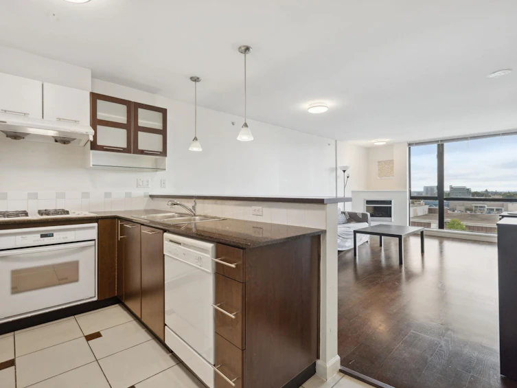 1201-7831 Westminster Highway, Richmond, BC, V6X 4J4 - 5