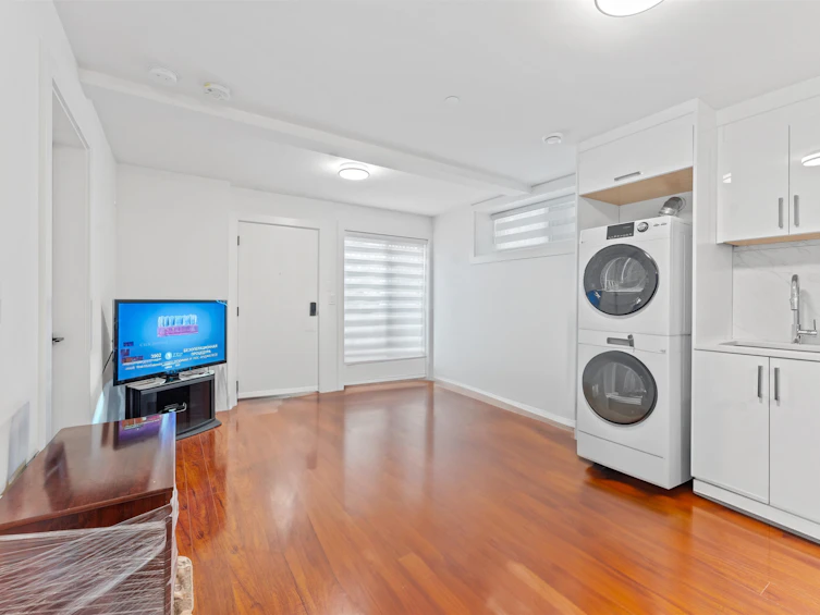 2719 E 46th Avenue, Vancouver, BC, V5S 1A6 - 27