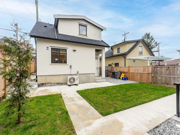 2719 E 46th Avenue, Vancouver, BC, V5S 1A6 - 30