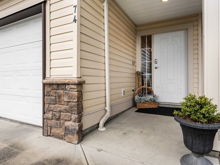 74-8590 Sunrise Drive, Chilliwack, BC, V2R 3Z4 - 8