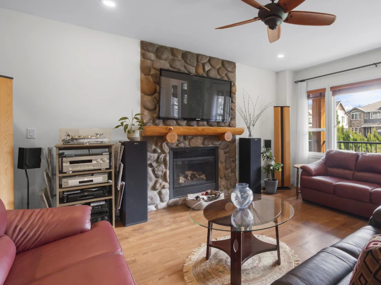 341 Chestnut Avenue, Harrison Hot Springs, BC, V0M 1K0 - 4