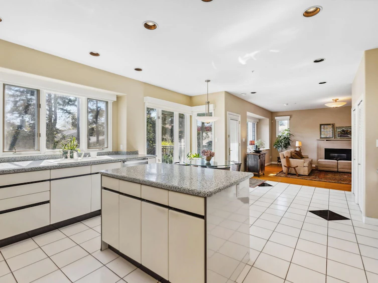 1368 W 58th Avenue, Vancouver, BC, V6P 1W2 - 9