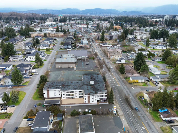 103-2211 Clearbrook Road, Abbotsford, BC, V2T 2X4 - 27