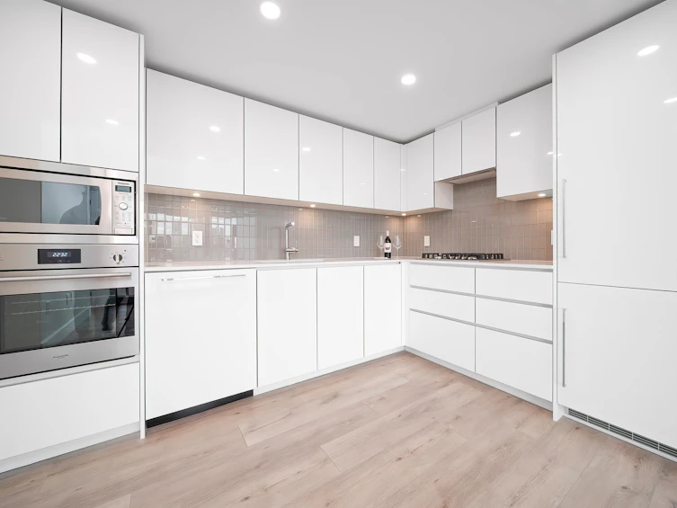 1705-10428 Whalley Boulevard, Surrey, BC, V3T 1W6 - 6