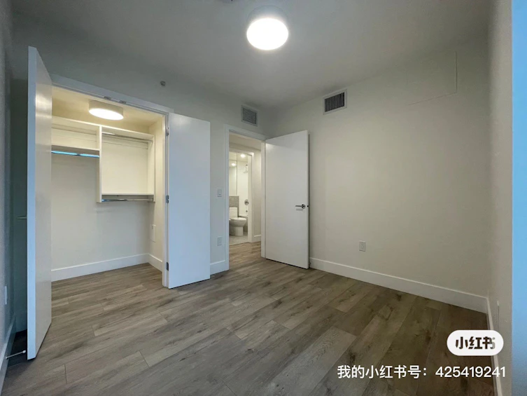 1705-10428 Whalley Boulevard, Surrey, BC, V3T 1W6 - 4