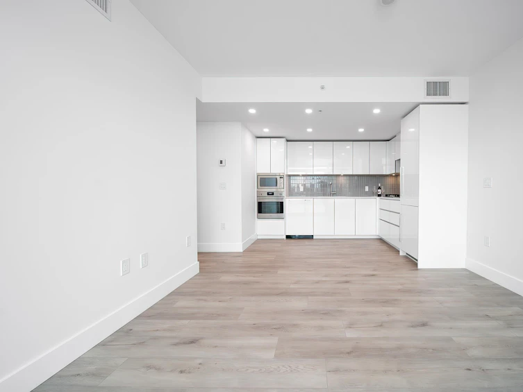 1705-10428 Whalley Boulevard, Surrey, BC, V3T 1W6 - 8