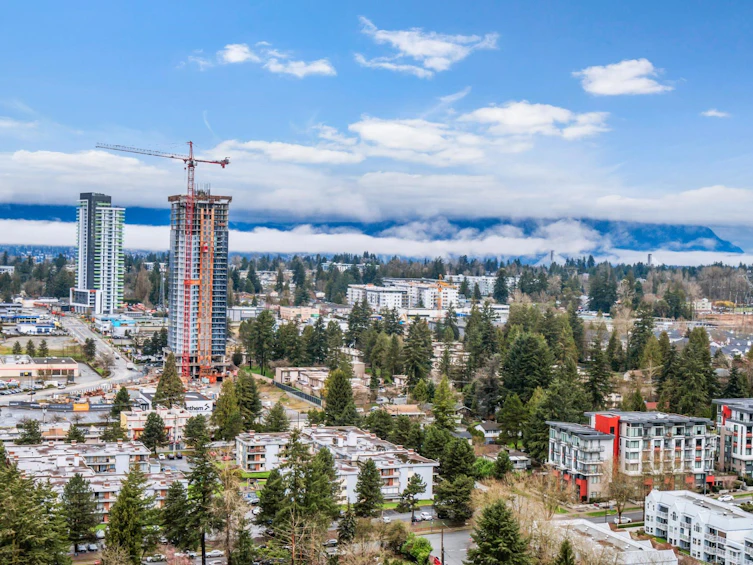 2702-9981 Whalley Boulevard, Surrey, BC, V3T 0G6 - 3