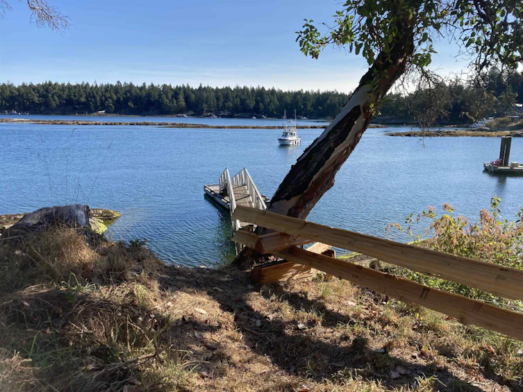 1361 Sturdies Bay Road, Galiano Island, BC, V0N 1P0 - 2
