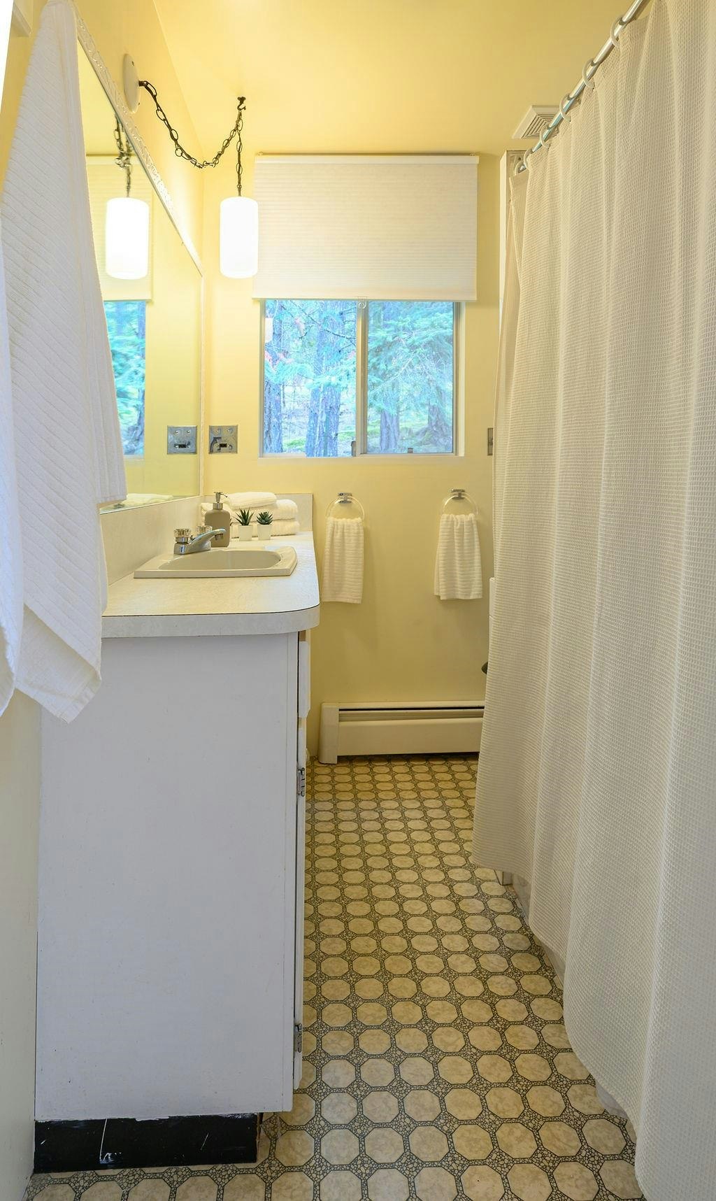1361 Sturdies Bay Road, Galiano Island, BC, V0N 1P0 - 15
