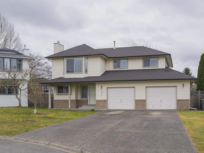 8076 157a Street, Surrey BC V4N 0S6