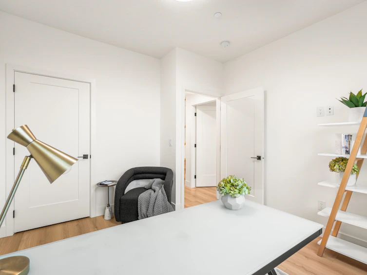 1-65 E 58th Avenue, Vancouver, BC, V5X 1V7 - 16