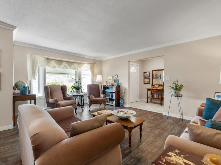 6975 Oakwood Drive, Agassiz, BC, V0M 1A3 - 6