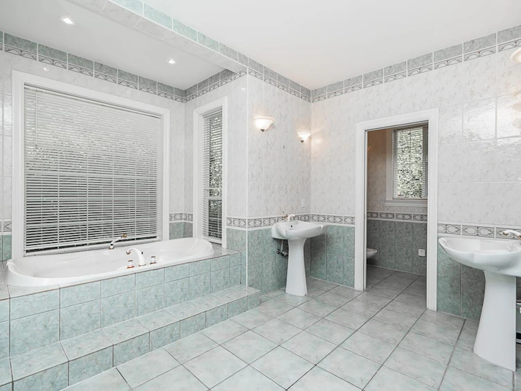 241 Bayview Road, West Vancouver, BC, V0N 2E0 - 10
