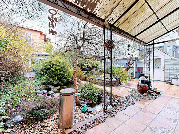 228 E 26th Avenue, Vancouver, BC, V5V 2H3 - 27