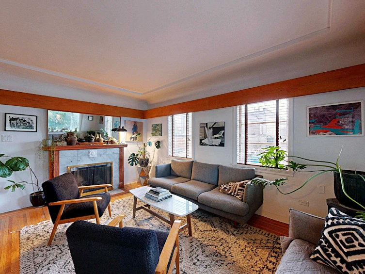 228 E 26th Avenue, Vancouver, BC, V5V 2H3 - 3