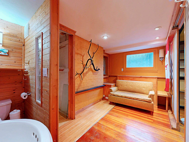 228 E 26th Avenue, Vancouver, BC, V5V 2H3 - 20