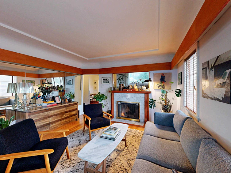 228 E 26th Avenue, Vancouver, BC, V5V 2H3 - 4