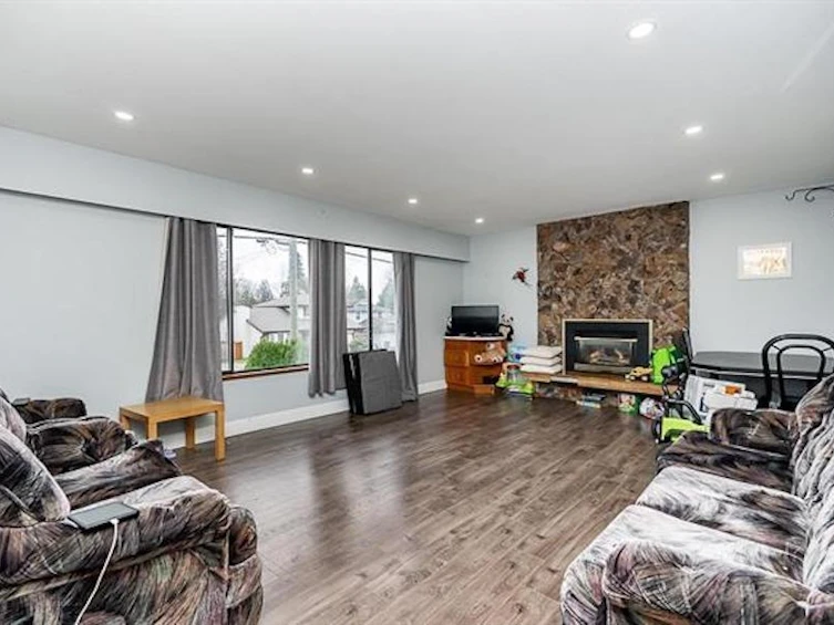 9781 154 Street, Surrey, BC, V3R 4J4 - 3
