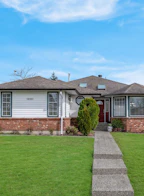 19103 Sundale Close