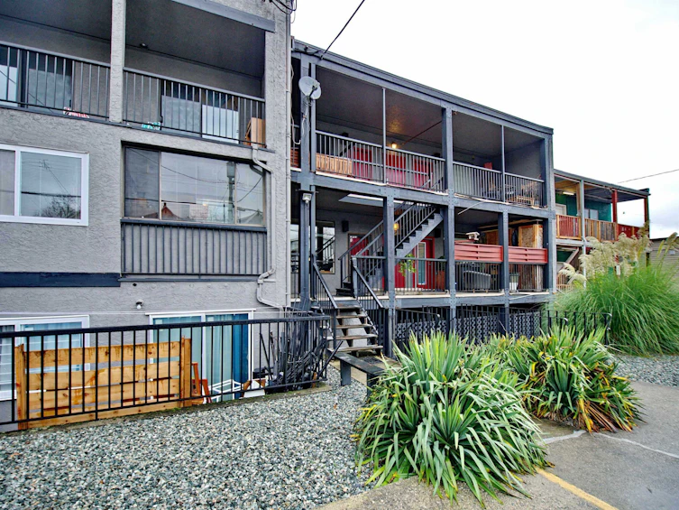2-862 E Broadway, Vancouver, BC, V5T 1Y1 - 18