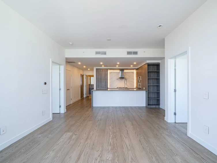 903-1441 Johnston Road, Surrey, BC, V4B 3Z4 - 8